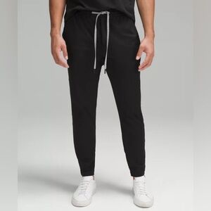 Lululemon Mens Soft Jersey Tapered Pant